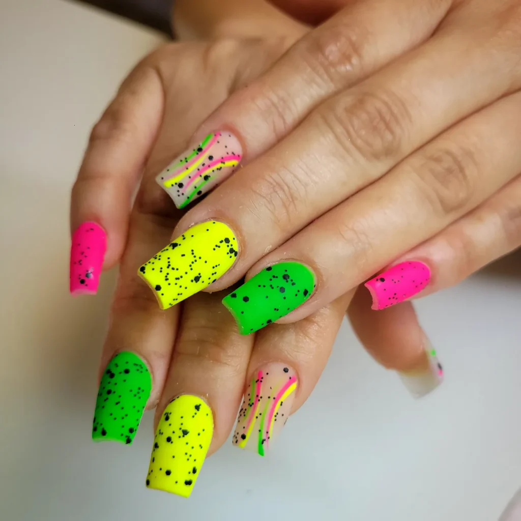 23 Stunning Neon Nail Designs That Will Make Your Hands Impossible to Ignore ✨ 6