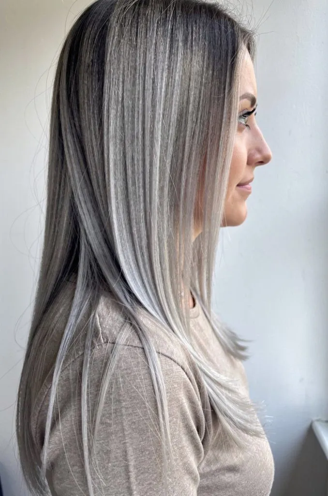 14 Stunning Silver Hair Looks Worth Saving (Straight, Wavy & Everything In Between!) 11
