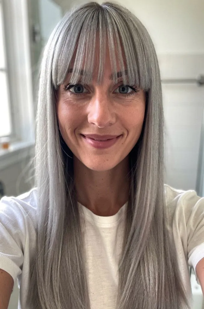 14 Stunning Silver Hair Looks Worth Saving (Straight, Wavy & Everything In Between!) 12
