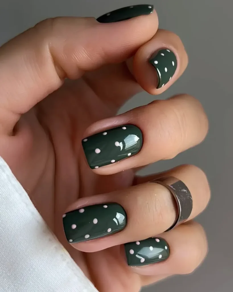 18 Stunning Fall Nail Ideas for a Cozy & Trendy Autumn Look 1000563842