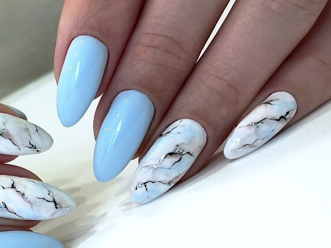 18 Mesmerizing Marble Nail Designs You Need to Pin Right Now (2026 Nail Trend Guide) 11