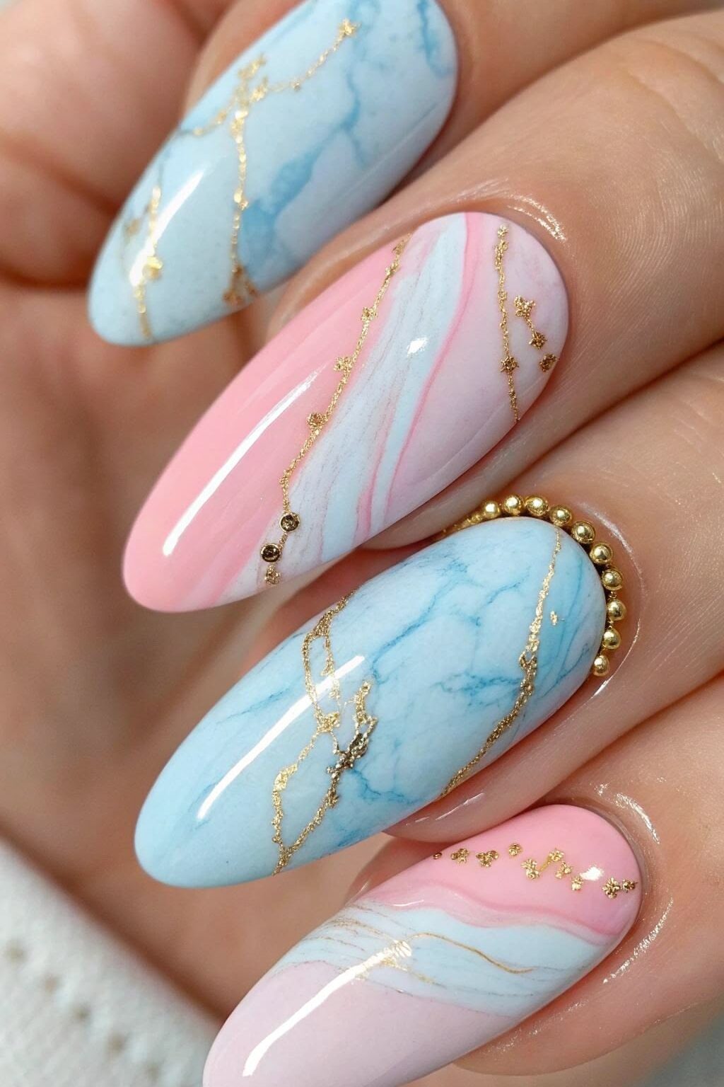 18 Mesmerizing Marble Nail Designs You Need to Pin Right Now (2026 Nail Trend Guide) 6